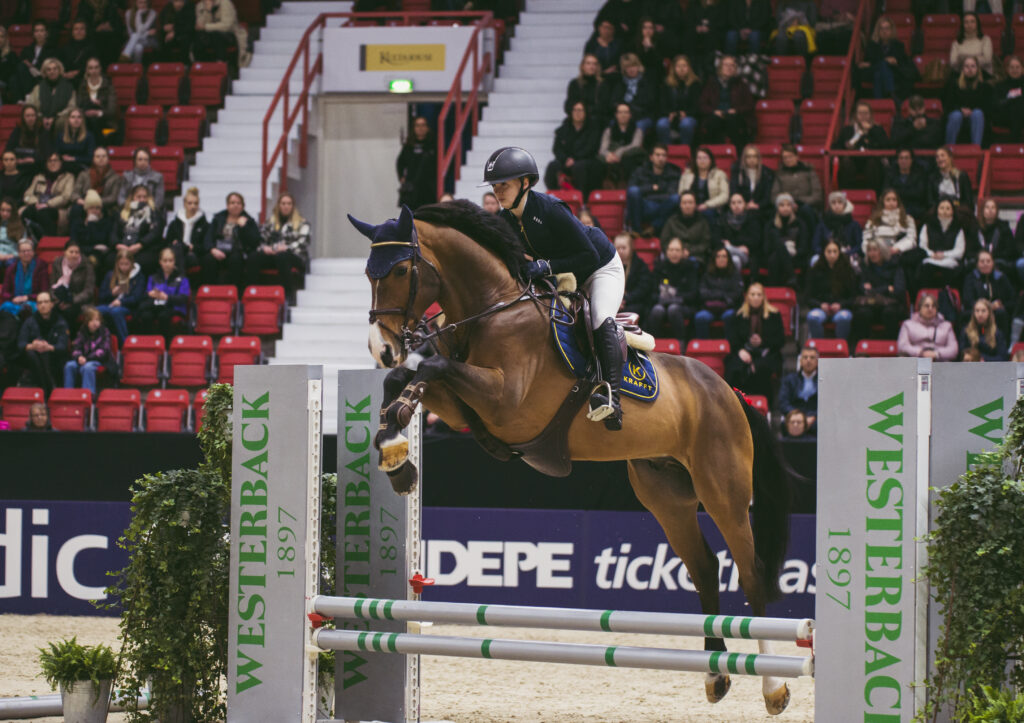 Anni Hjerppe - Callboy. Kuva Satu Pirinen.